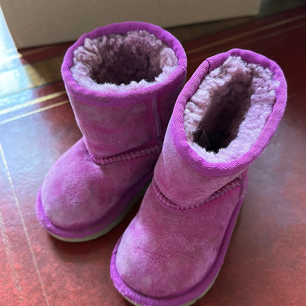 Pink Uggs - Size 6